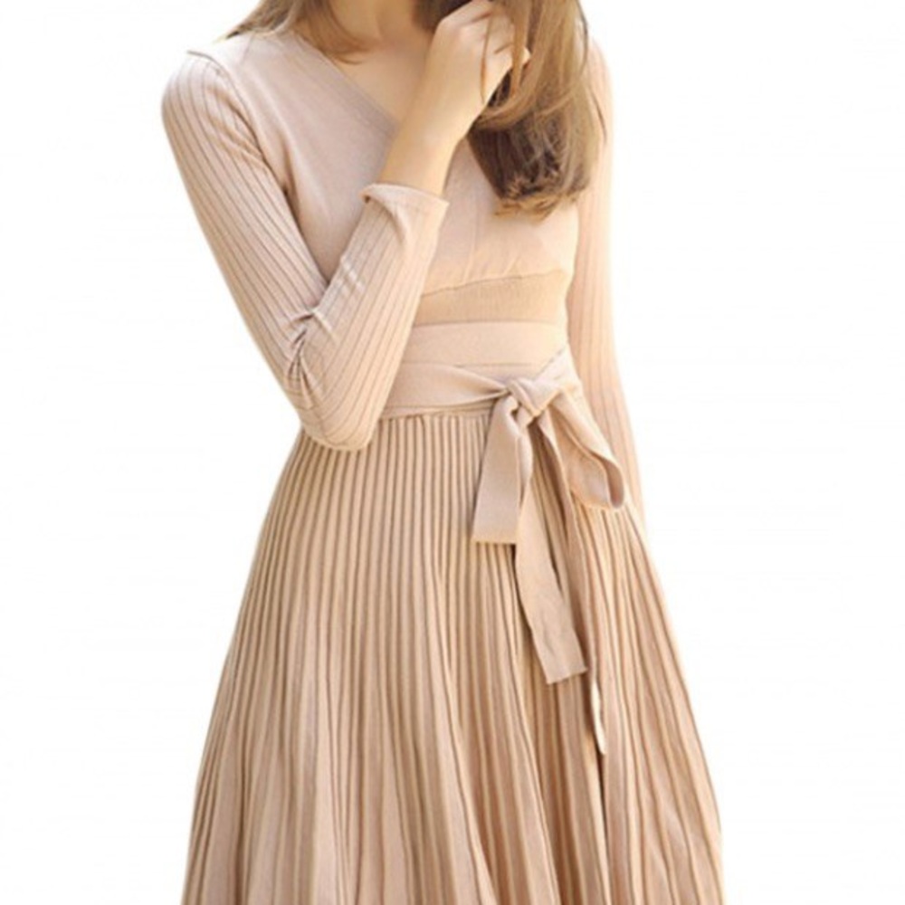 V Neck Knit Dress - Picture 3 of 8